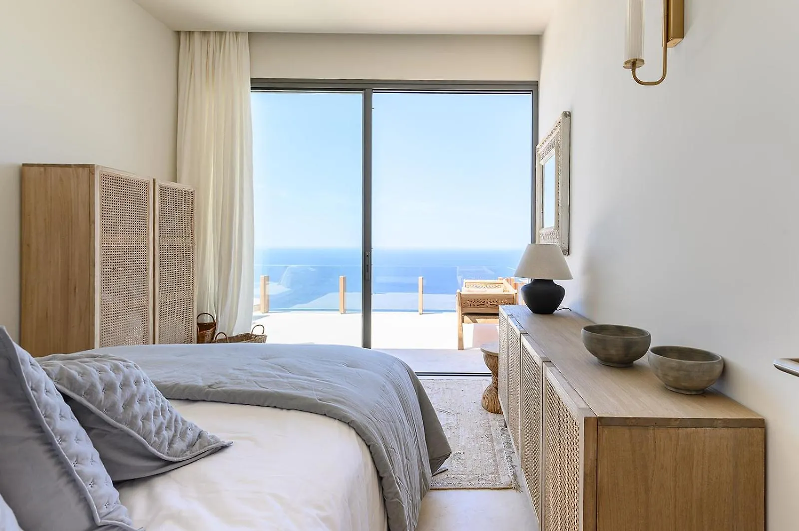 Serenity Villa On The Cliff With Climatized Pool Sauzal Spain